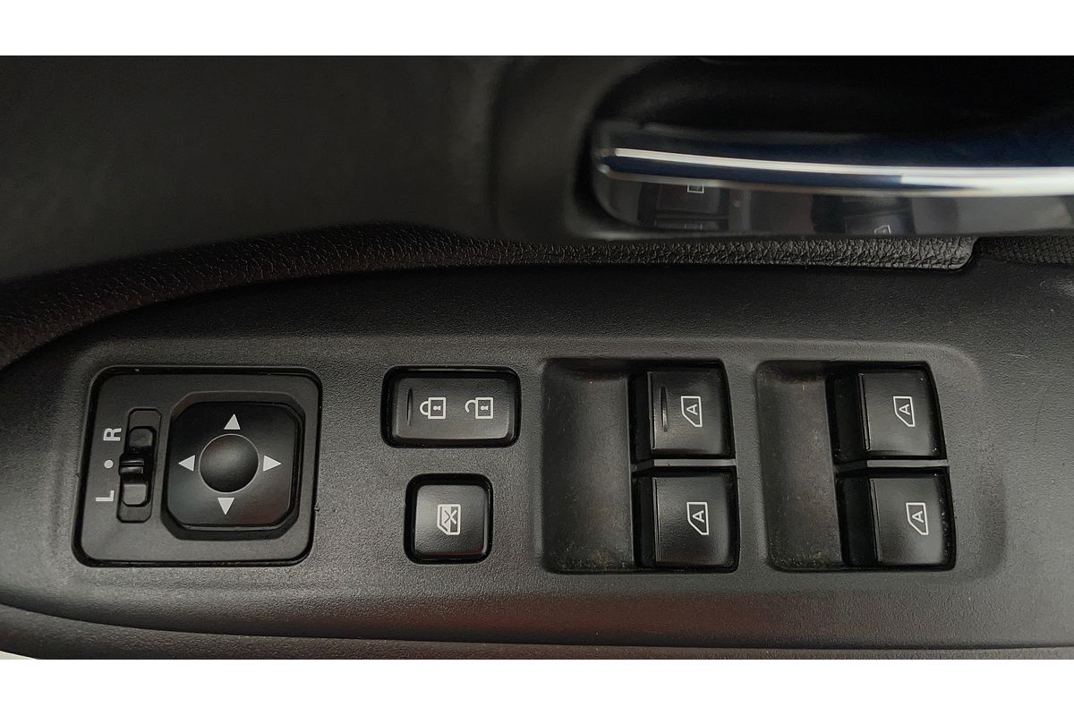 2020 Mitsubishi Outlander ES ADAS ZL