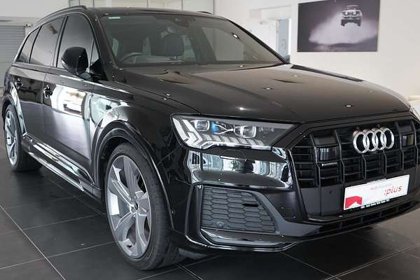 2023 Audi Q7 50 TDI S line 4M