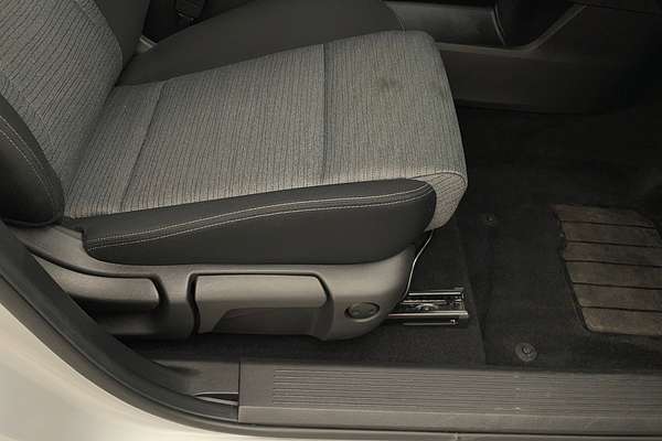 2023 Nissan X-TRAIL ST T33