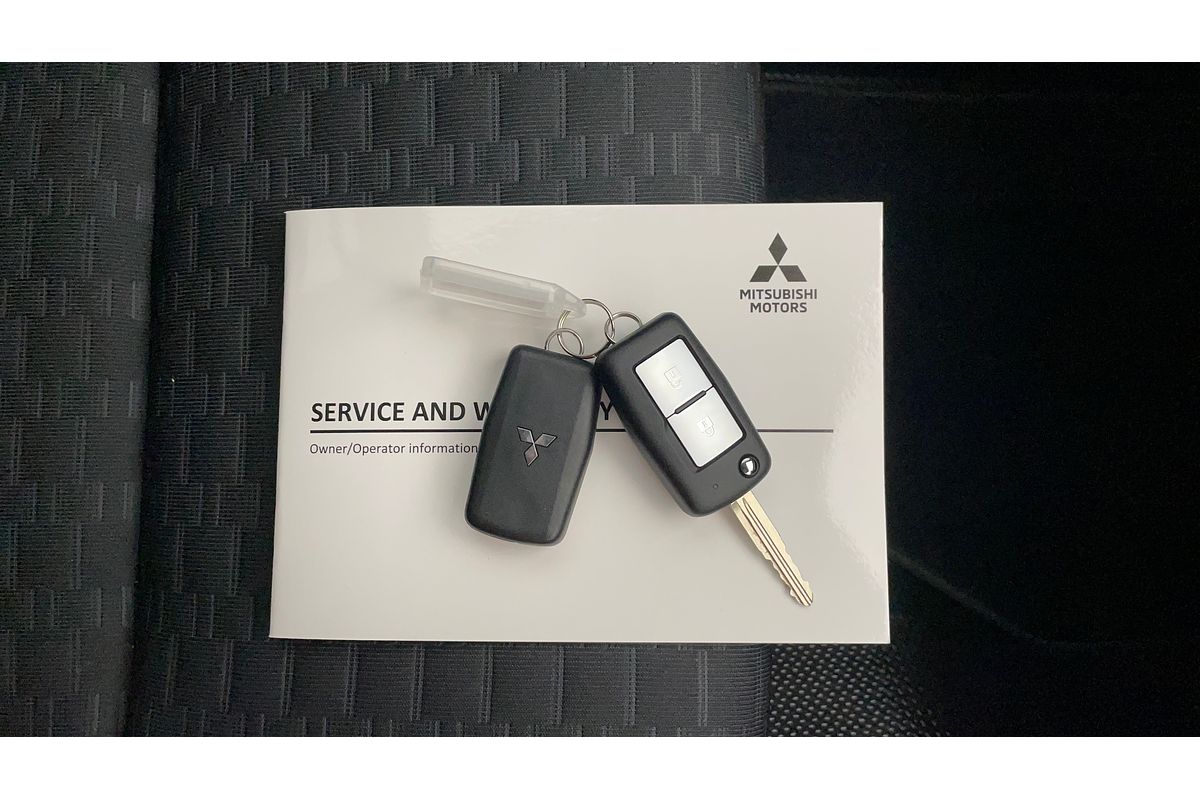 2024 Mitsubishi Triton GLX+ MV 4X4