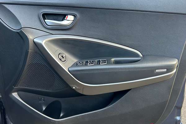2016 Hyundai Santa Fe Active DM3 Series II
