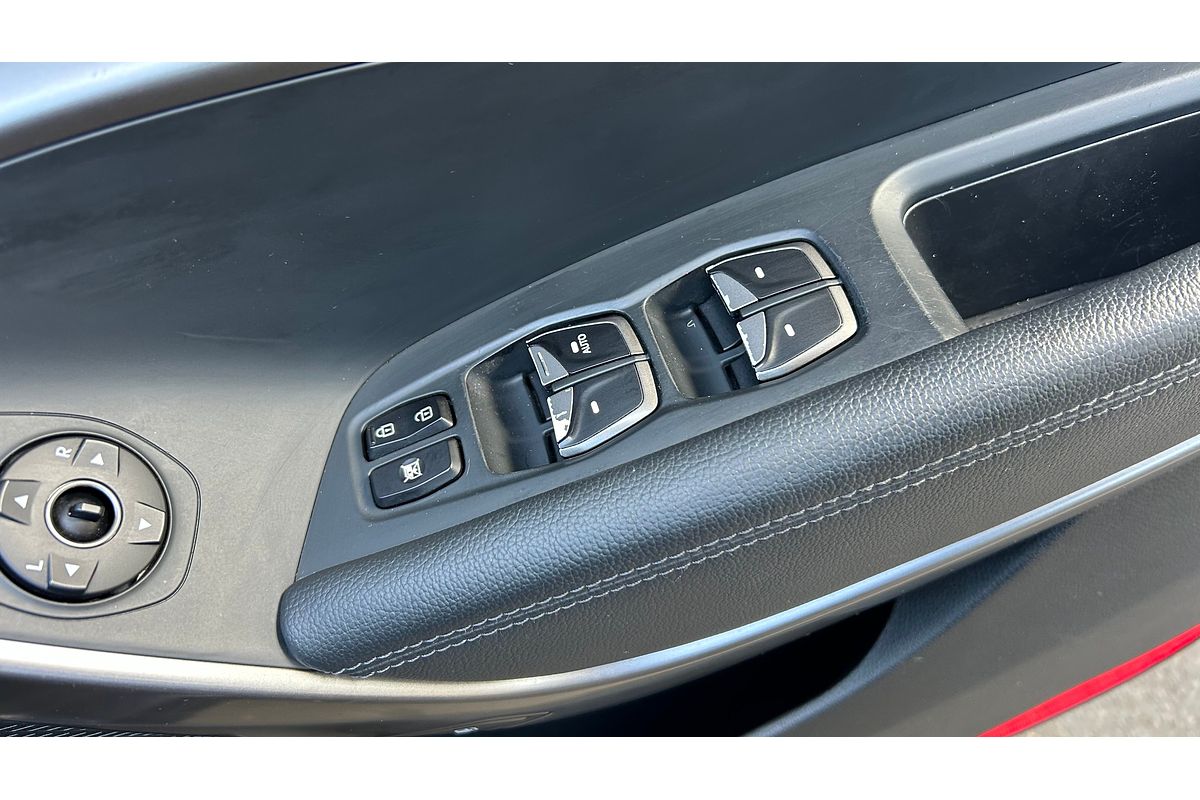 2016 Hyundai Santa Fe Active DM3 Series II
