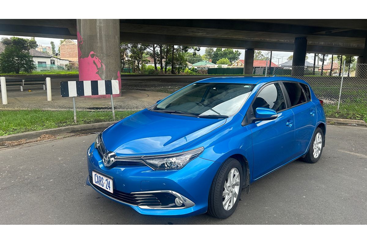2018 Toyota Corolla Ascent Sport ZRE182R