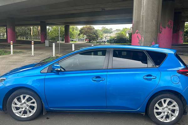 2018 Toyota Corolla Ascent Sport ZRE182R