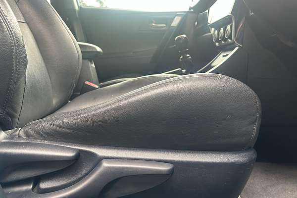2018 Toyota Corolla Ascent Sport ZRE182R