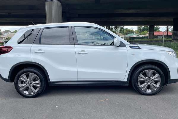 2022 Suzuki Vitara LY Series II
