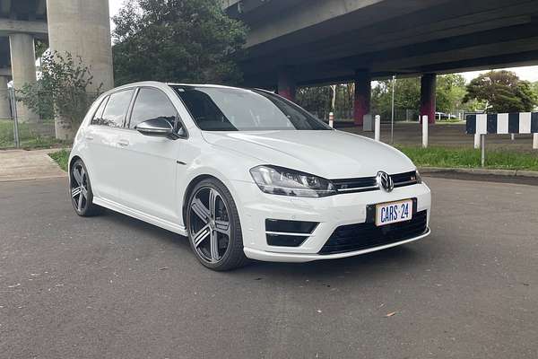 2015 Volkswagen Golf R 7