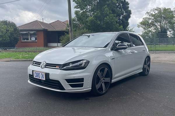 2015 Volkswagen Golf R 7