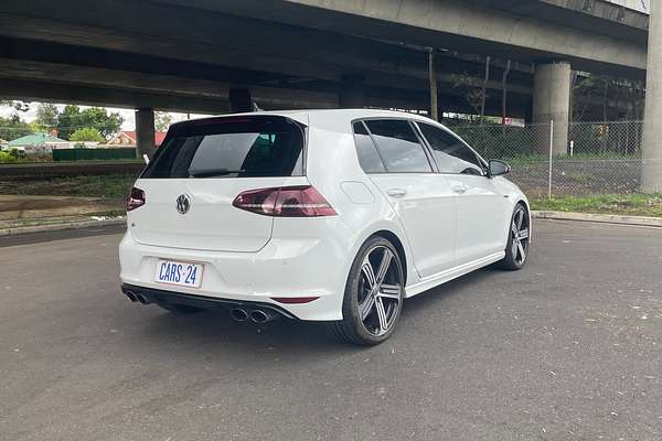 2015 Volkswagen Golf R 7