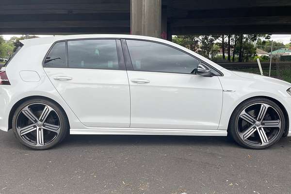 2015 Volkswagen Golf R 7