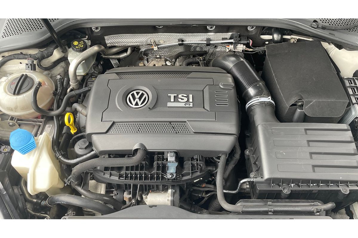 2015 Volkswagen Golf R 7