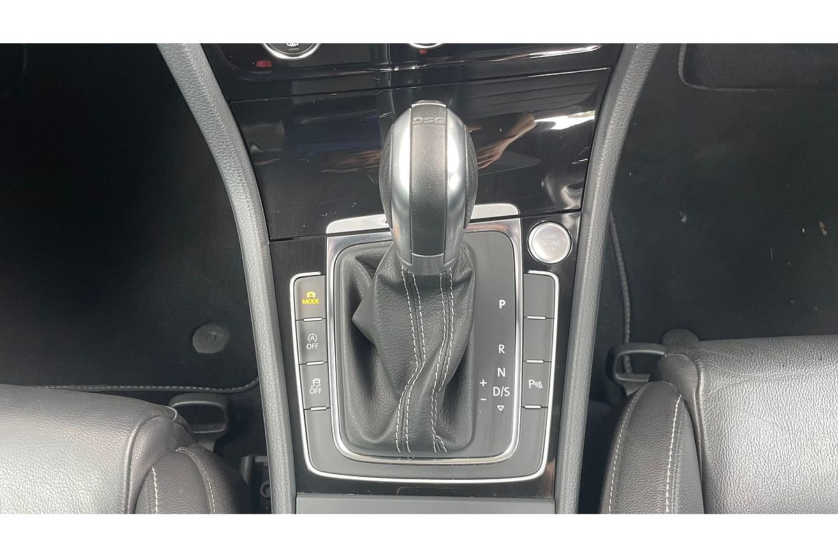 2015 Volkswagen Golf R 7