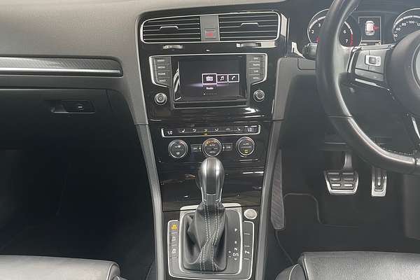 2015 Volkswagen Golf R 7