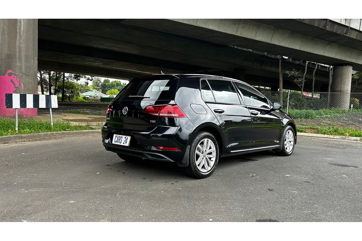 2017 Volkswagen Golf 110TSI 7.5