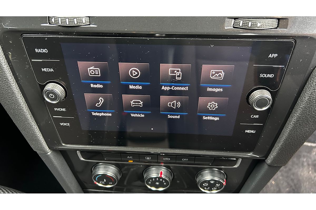 2017 Volkswagen Golf 110TSI 7.5