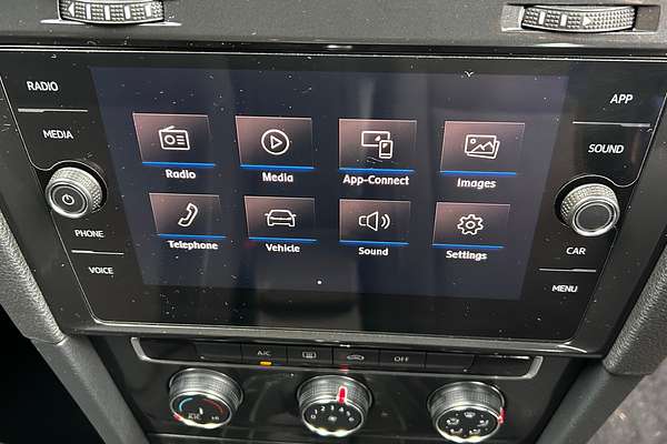 2017 Volkswagen Golf 110TSI 7.5