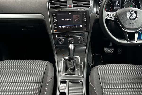 2017 Volkswagen Golf 110TSI 7.5