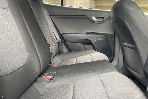2019 Kia Rio S YB