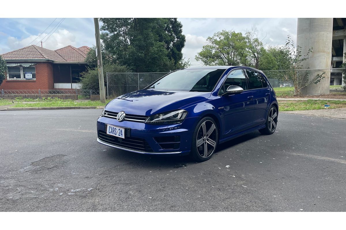 2017 Volkswagen Golf R 7