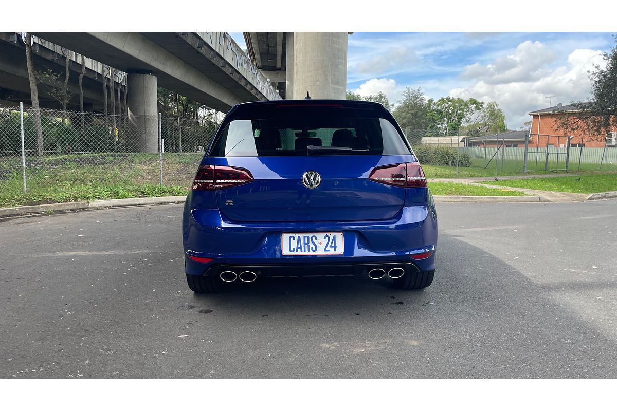 2017 Volkswagen Golf R 7