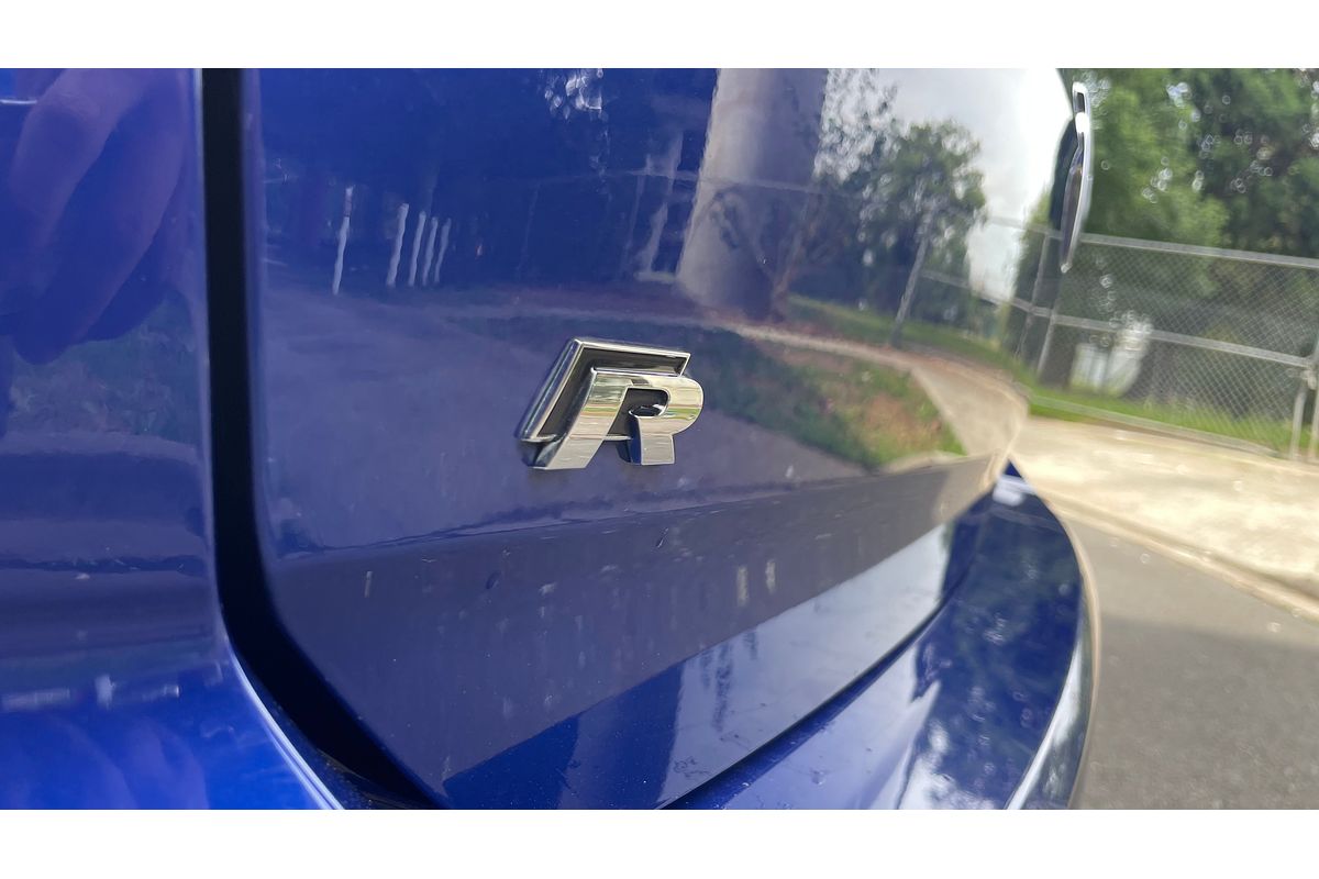 2017 Volkswagen Golf R 7