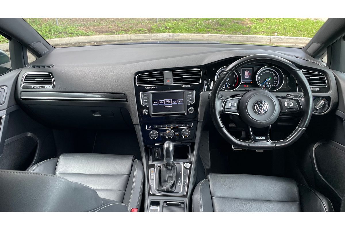 2017 Volkswagen Golf R 7