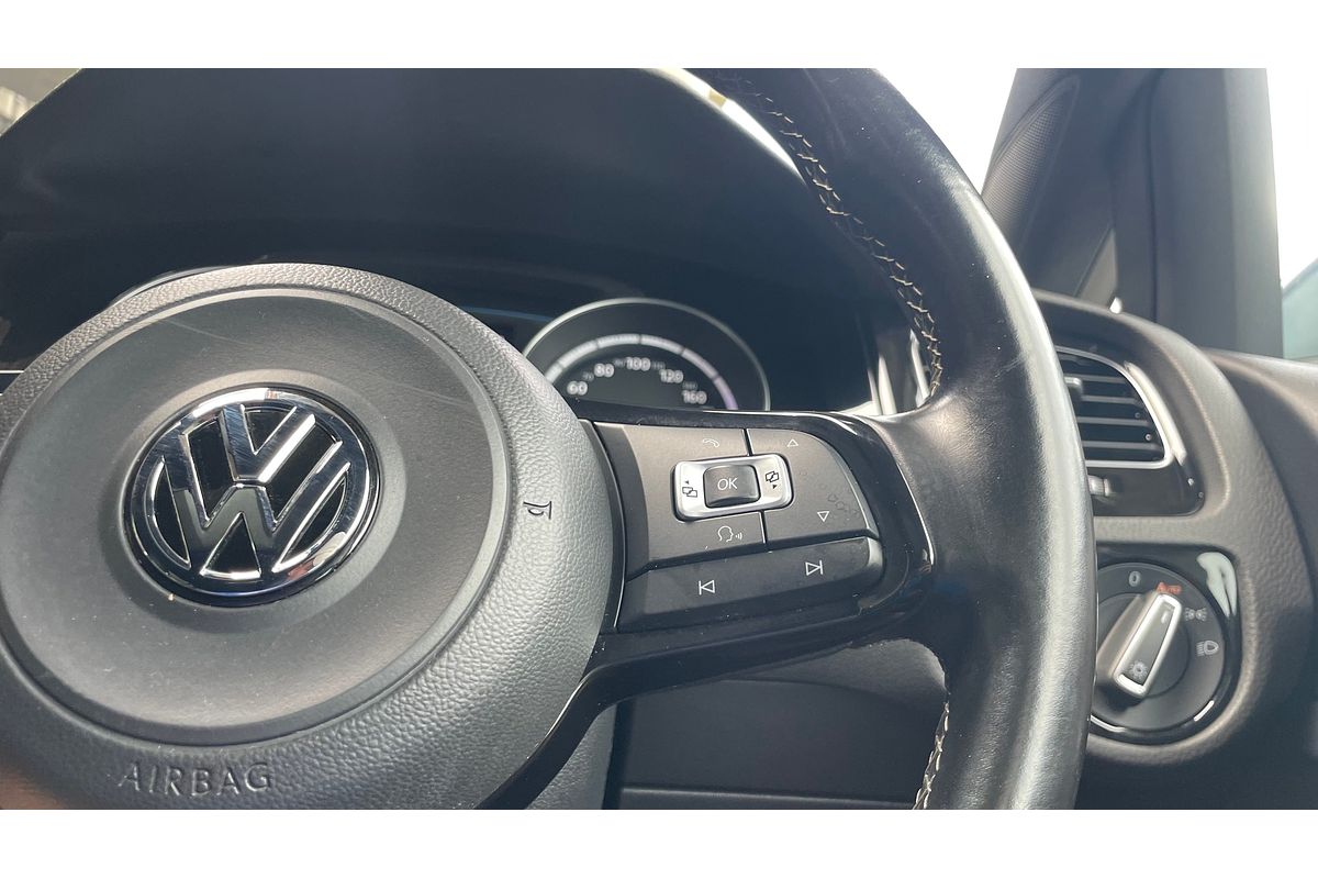 2017 Volkswagen Golf R 7