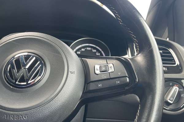 2017 Volkswagen Golf R 7
