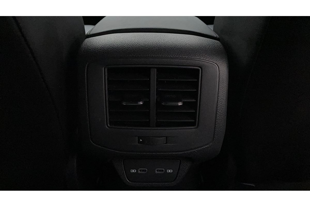 2023 Volkswagen T-Roc R D11