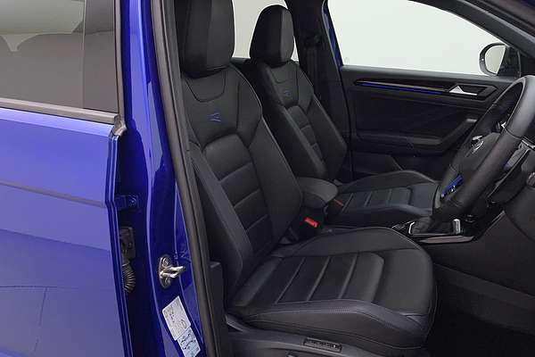2023 Volkswagen T-Roc R D11