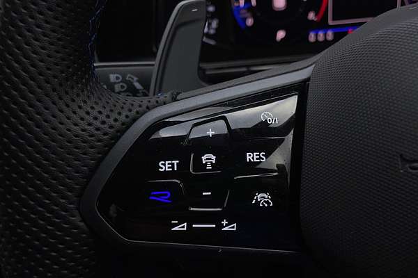 2023 Volkswagen T-Roc R D11