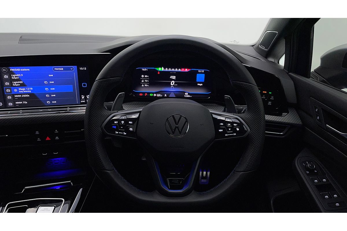 2023 Volkswagen Golf R 8