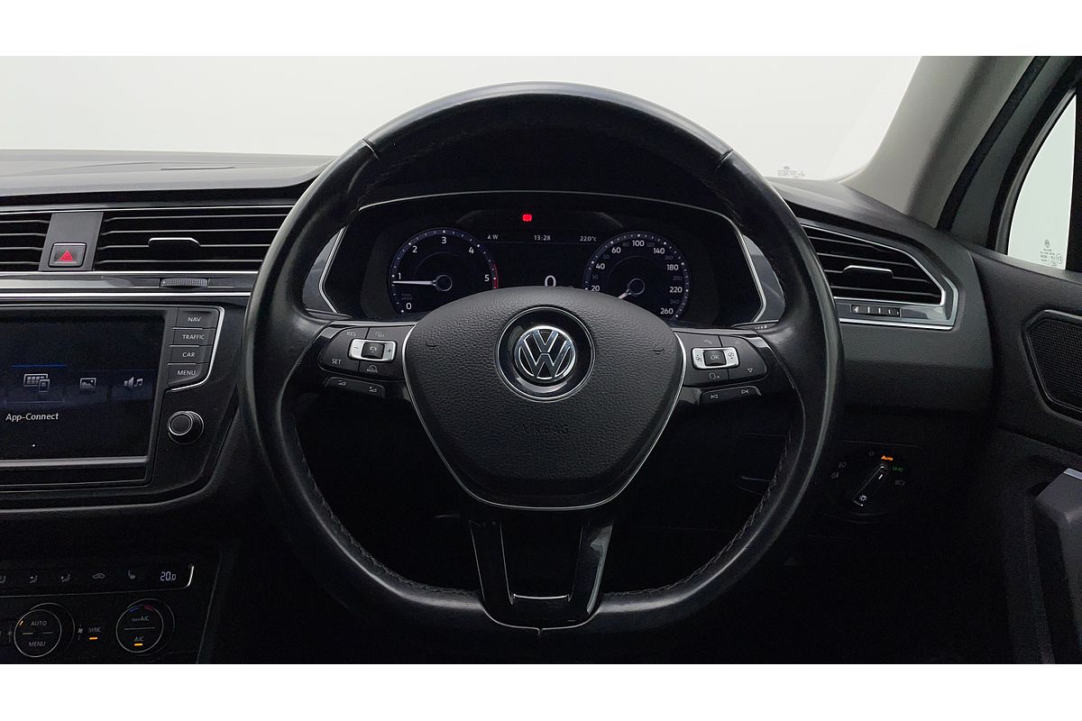 2016 Volkswagen Tiguan 140TDI Highline 5N
