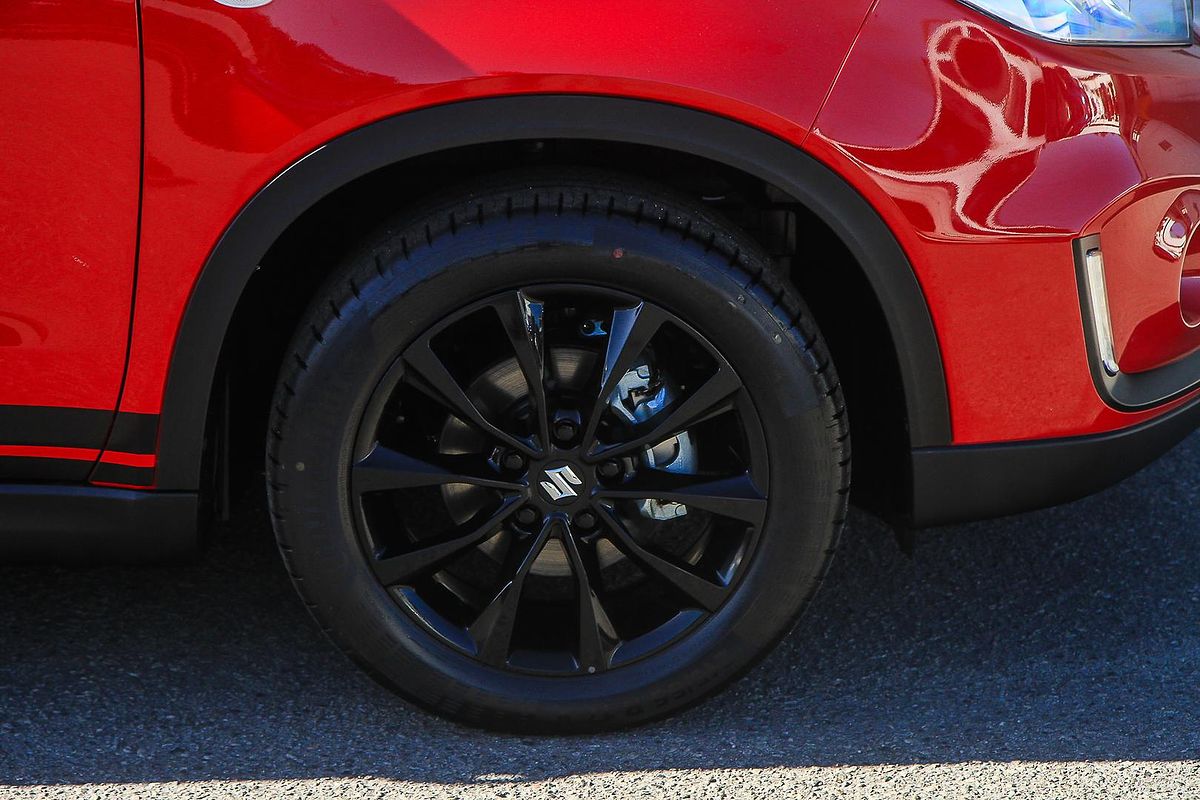 2024 Suzuki Vitara Shadow LY Series II