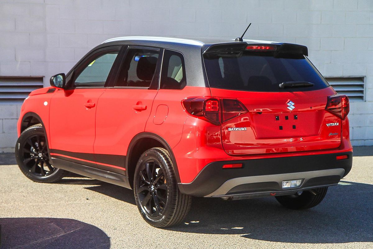 2024 Suzuki Vitara Shadow LY Series II
