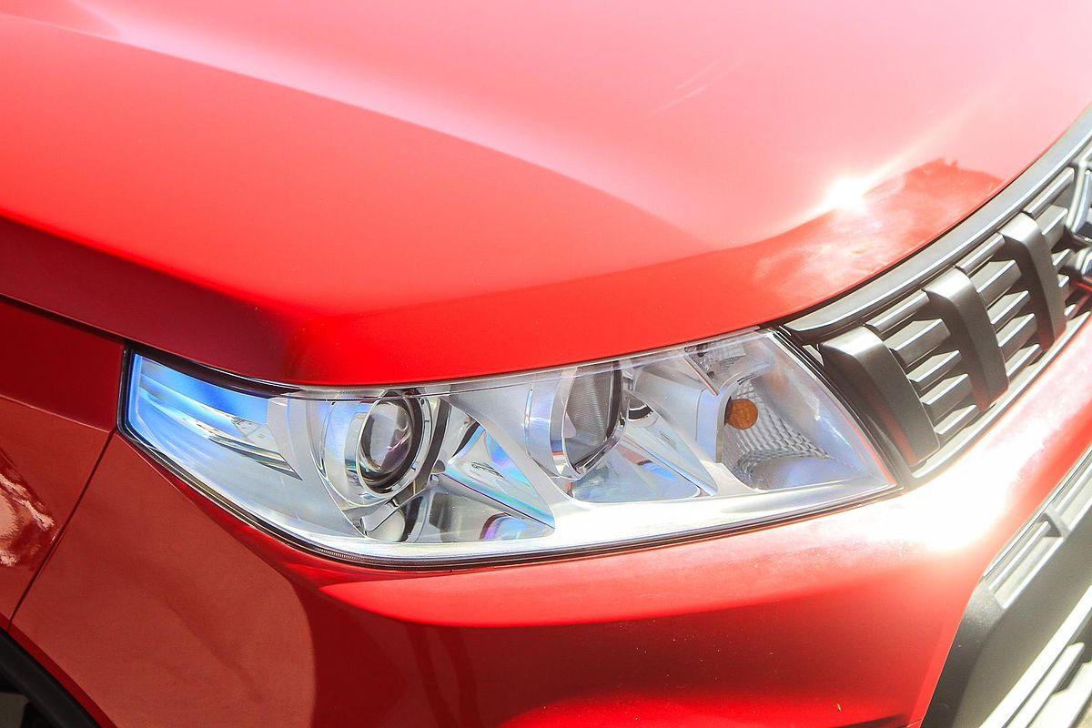 2024 Suzuki Vitara Shadow LY Series II