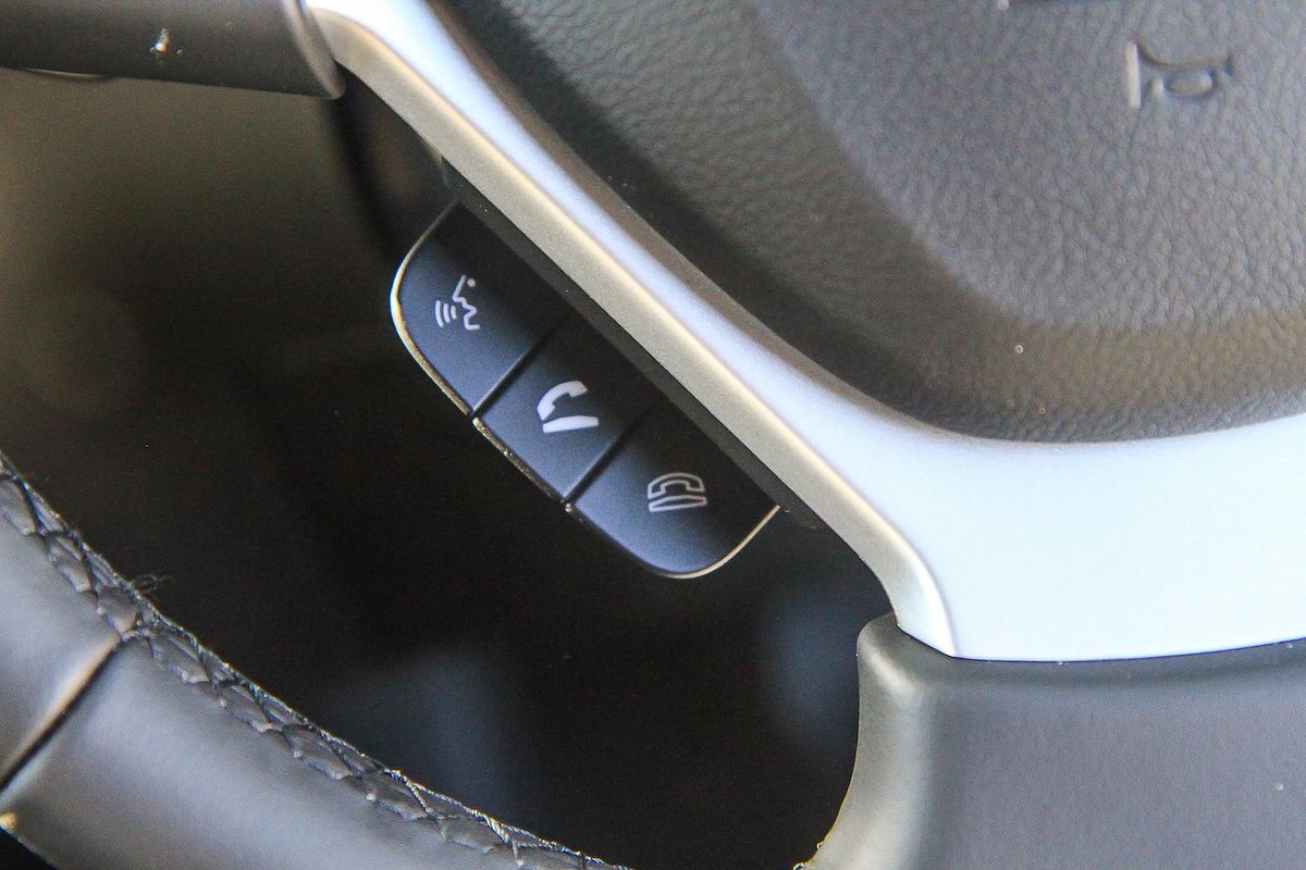 2024 Suzuki Vitara Shadow LY Series II