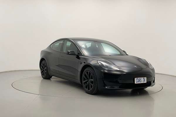 2022 Tesla Model 3 Rear-Wheel Drive