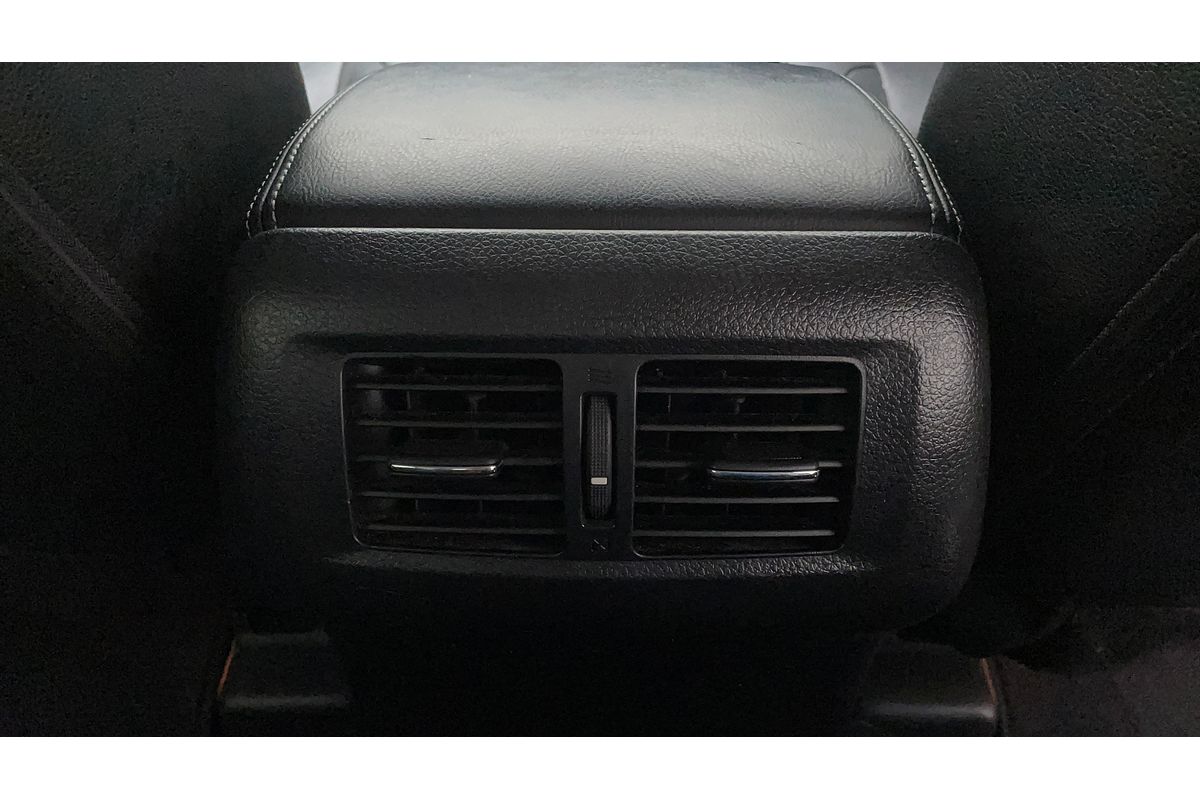 2017 Nissan Navara ST-X D23 Series 2 4X4