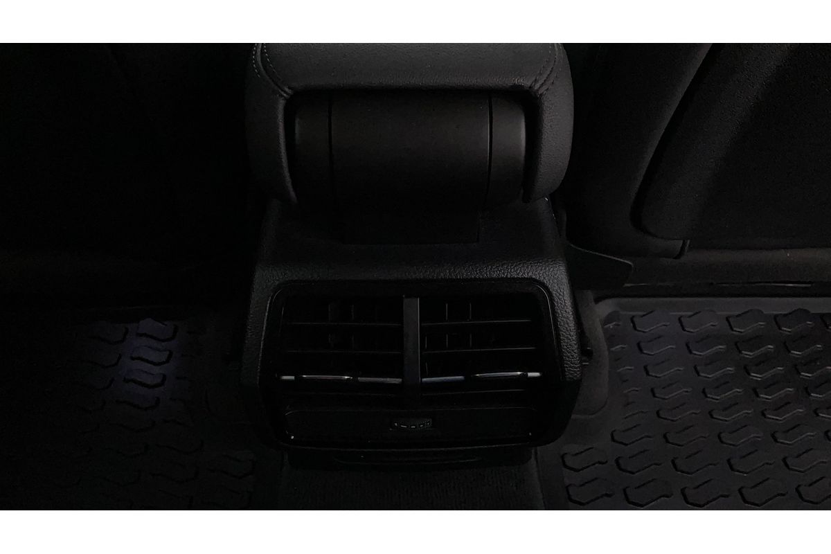 2019 Audi Q3 35 TFSI Launch Edition F3
