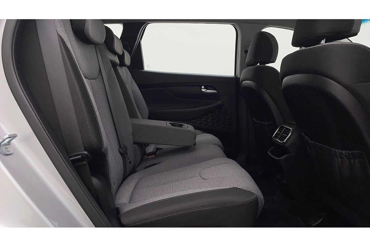 2020 Hyundai Santa Fe Active TM.2