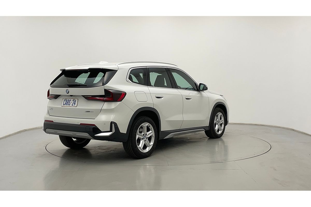 2024 BMW X1 sDrive18i U11