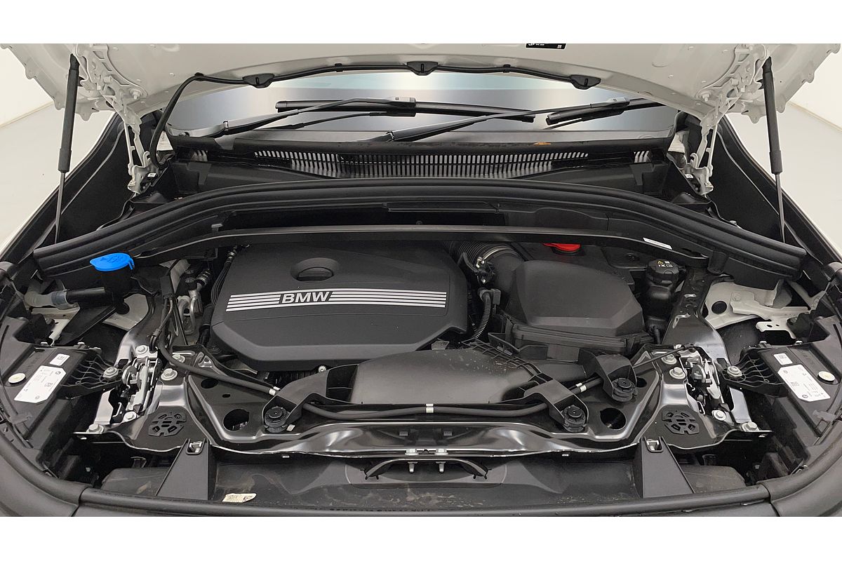 2024 BMW X1 sDrive18i U11