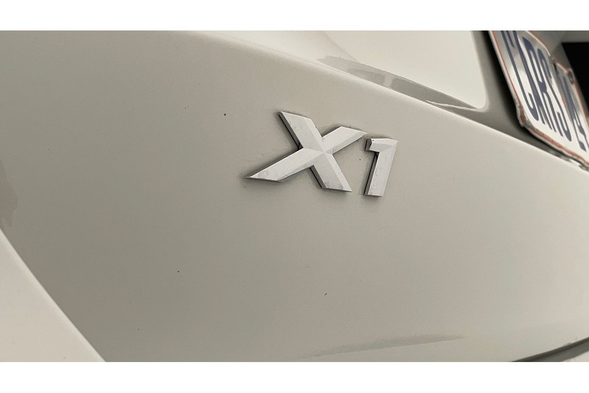 2024 BMW X1 sDrive18i U11