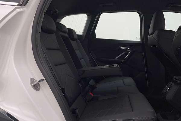 2024 BMW X1 sDrive18i U11