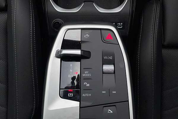 2024 BMW X1 sDrive18i U11