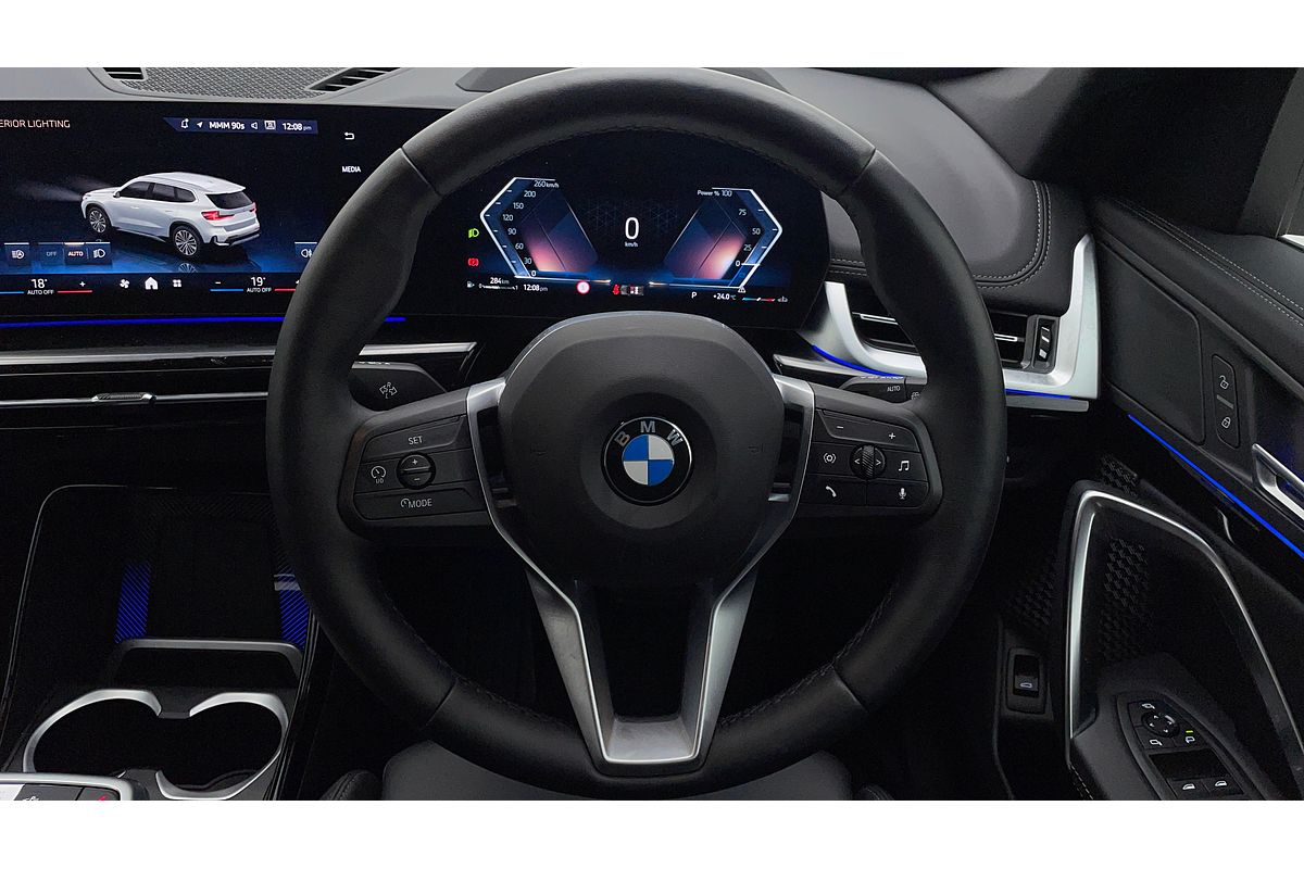 2024 BMW X1 sDrive18i U11