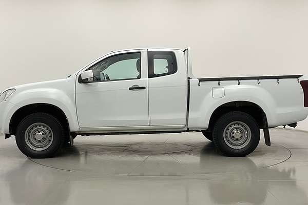 2016 Isuzu D-MAX SX High Ride Rear Wheel Drive