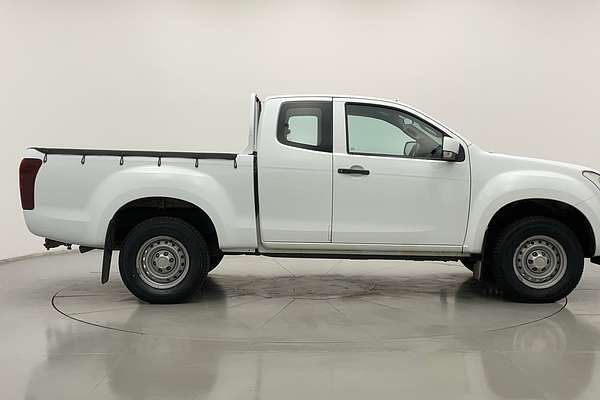 2016 Isuzu D-MAX SX High Ride Rear Wheel Drive