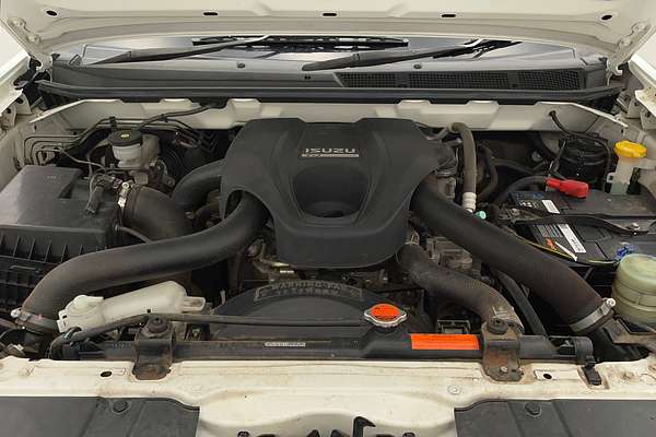 2016 Isuzu D-MAX SX High Ride Rear Wheel Drive